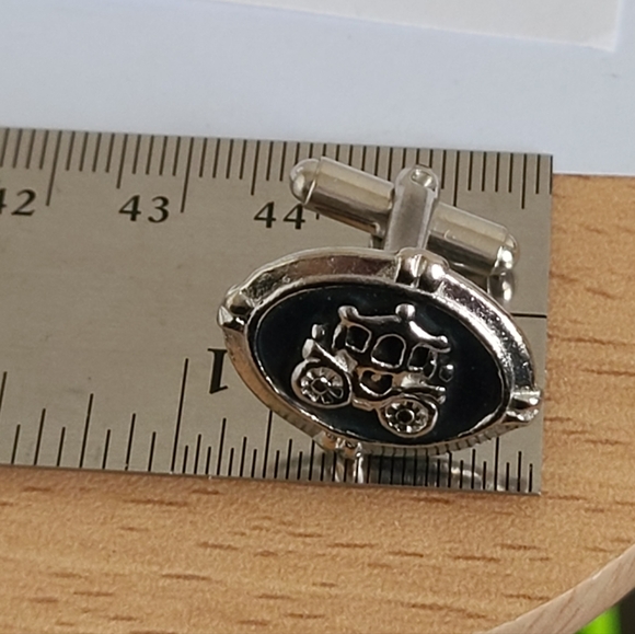 Vintage Men's Silver Tone Black Enamel Horse Carriage Royalty Luxury Cufflinks - Picture 5 of 8